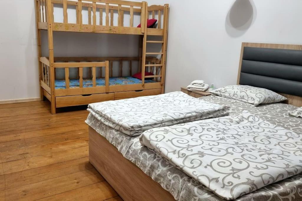 Flat In Gyumri Apartment Bagian luar foto